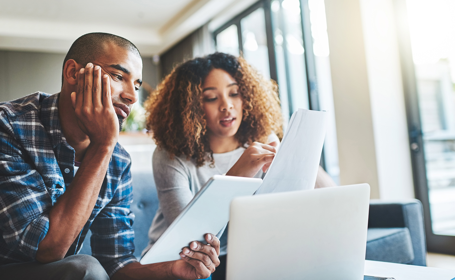 couple working on a laptop